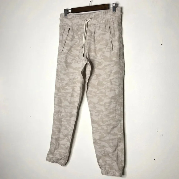 Athleta Cabo Tide Linen Jogger Tan Khaki Camo Print Size 4 - Picture 11 of 12